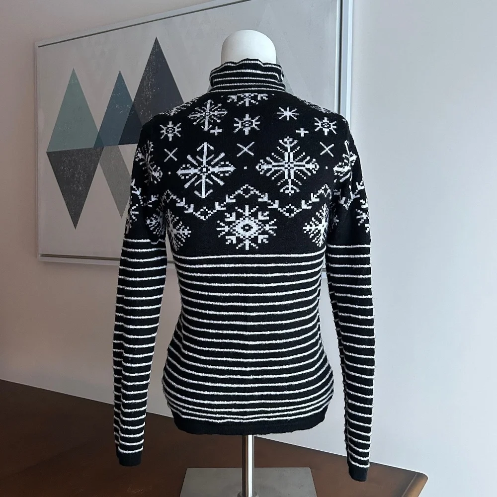 Neve⎪Wool Pullover Sweater In Size S. - Picture 3 of 11